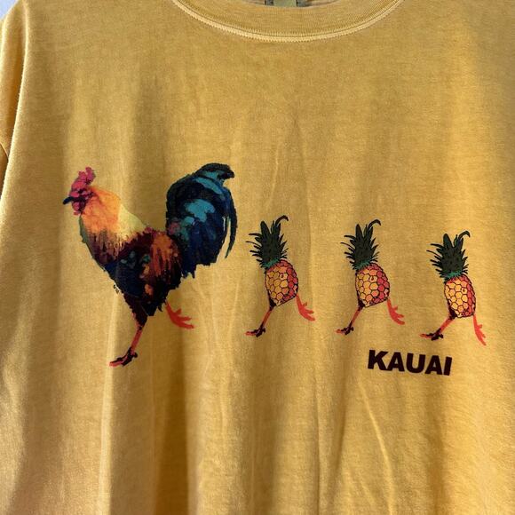 Crazy Shirts Hawaii Rooster Chicken Pineapple Yellow Shirt Men's Size Large - Picture 6 of 9